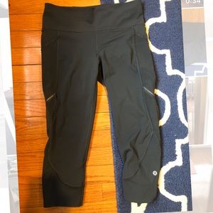 Lululemon cropped leggings